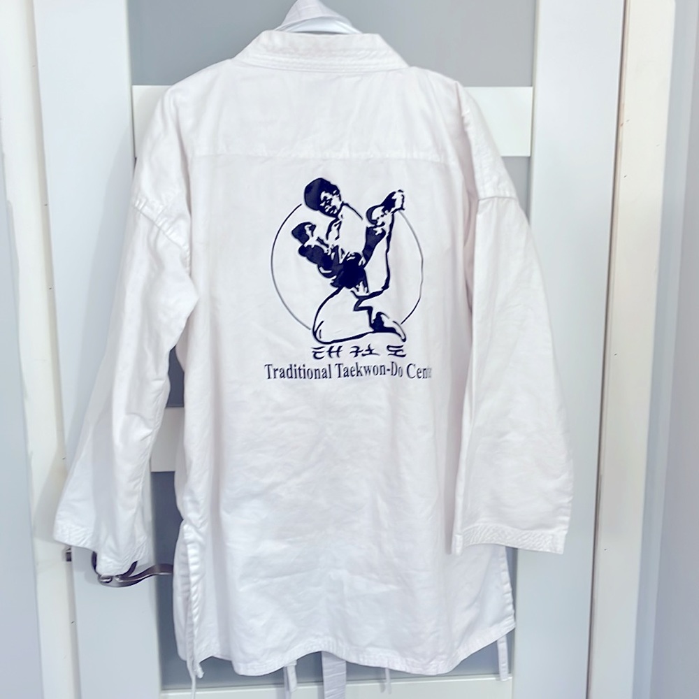 Bold White Karate Uniform Adult Size 5